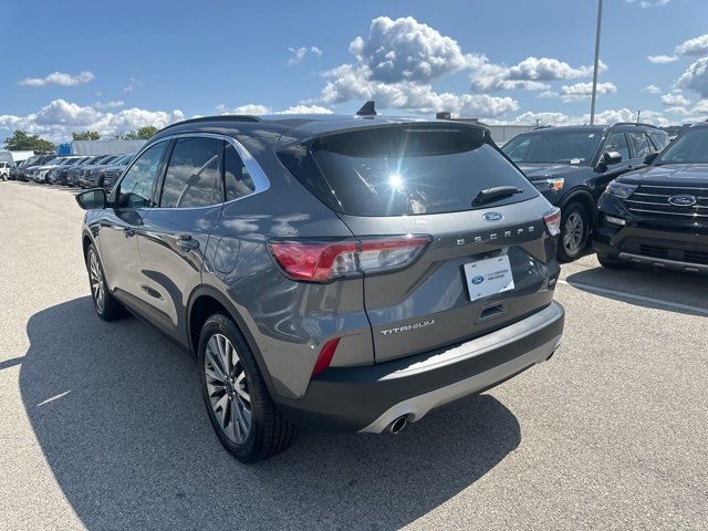 2022 Ford Escape Hybrid Titanium