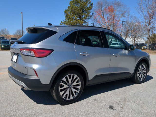 2022 Ford Escape Hybrid Titanium