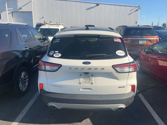 2022 Ford Escape Hybrid Titanium