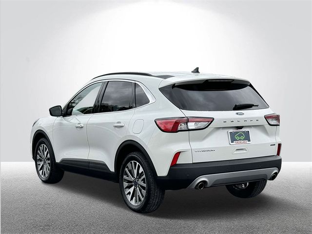 2022 Ford Escape Hybrid Titanium