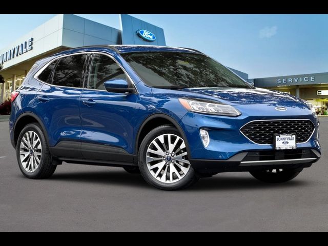 2022 Ford Escape Hybrid Titanium