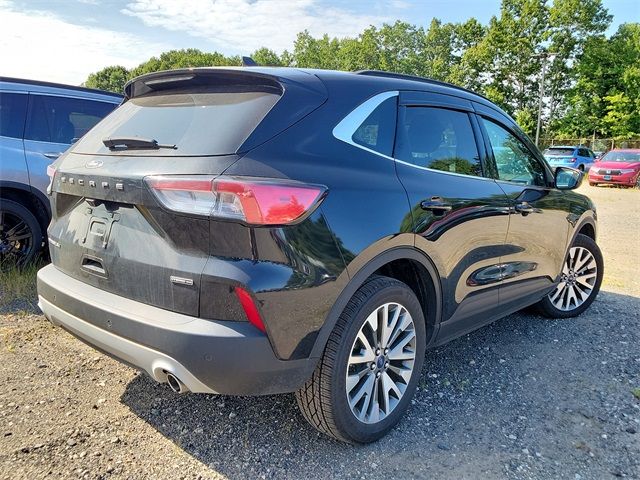 2022 Ford Escape Hybrid Titanium