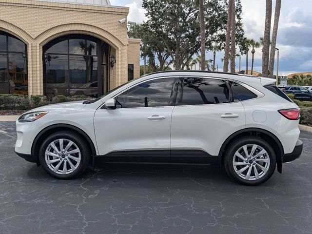 2022 Ford Escape Hybrid Titanium