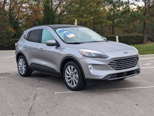 2022 Ford Escape Hybrid Titanium