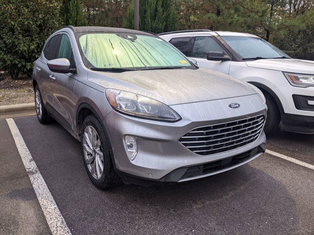 2022 Ford Escape Hybrid Titanium