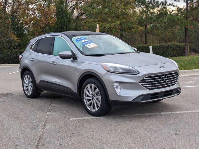 2022 Ford Escape Hybrid Titanium