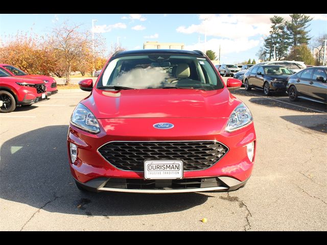 2022 Ford Escape Hybrid Titanium