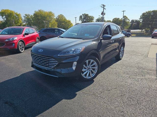 2022 Ford Escape Hybrid Titanium