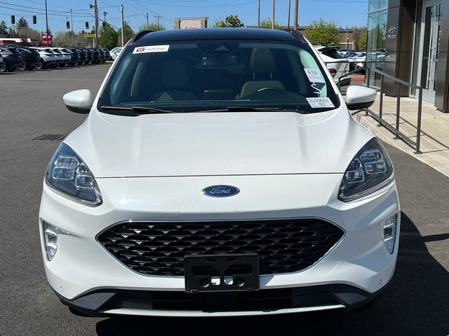 2022 Ford Escape Hybrid Titanium