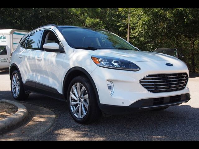 2022 Ford Escape Hybrid Titanium