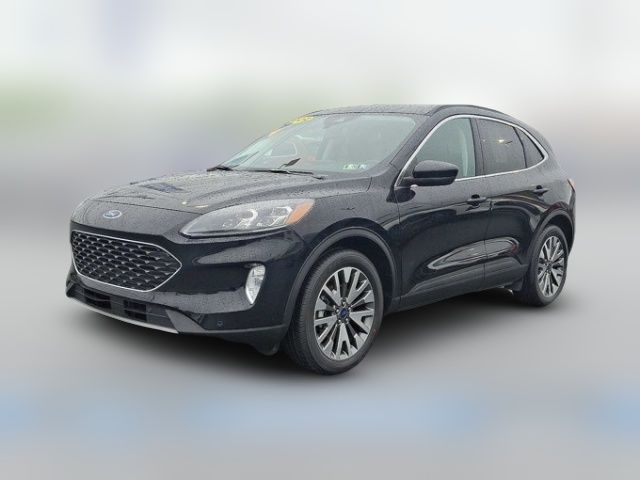 2022 Ford Escape Hybrid Titanium