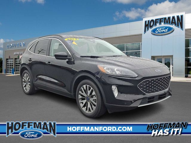 2022 Ford Escape Hybrid Titanium