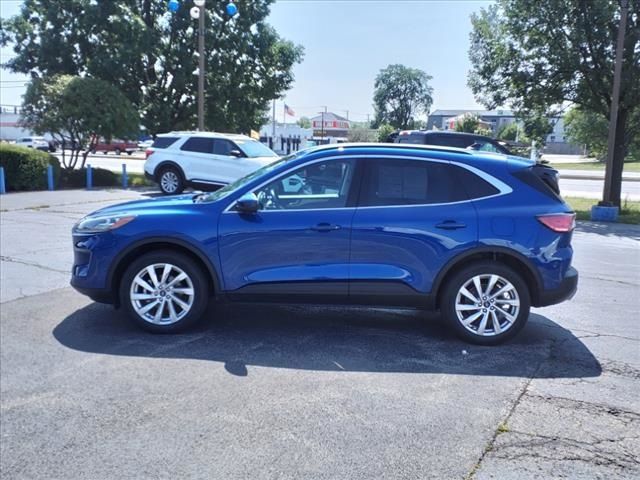 2022 Ford Escape Hybrid Titanium