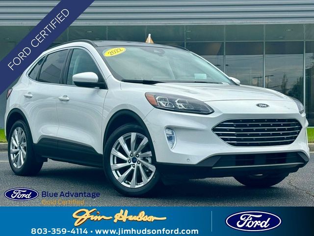 2022 Ford Escape Hybrid Titanium