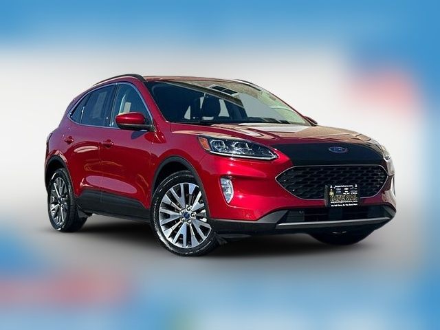 2022 Ford Escape Hybrid Titanium