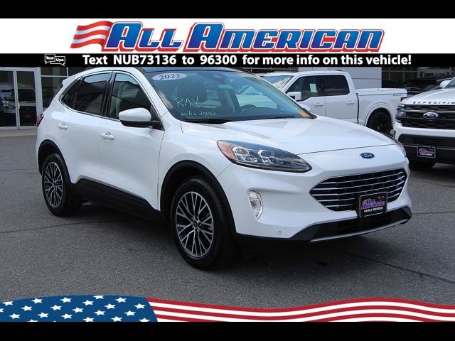 2022 Ford Escape Plug-In Hybrid Titanium