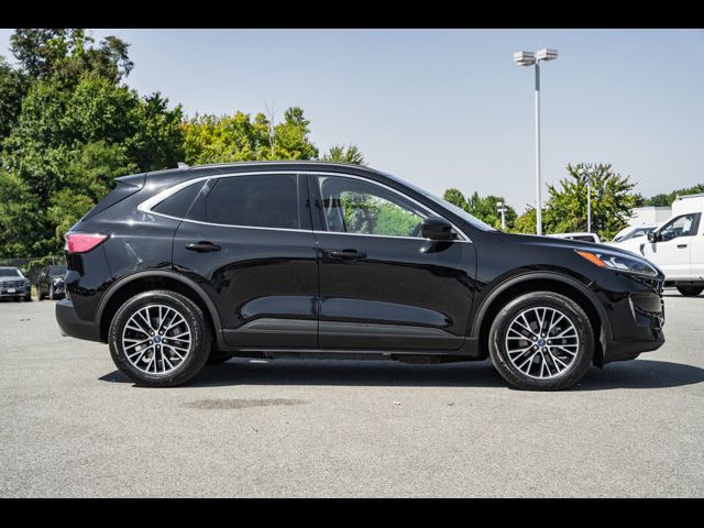 2022 Ford Escape Plug-In Hybrid Titanium