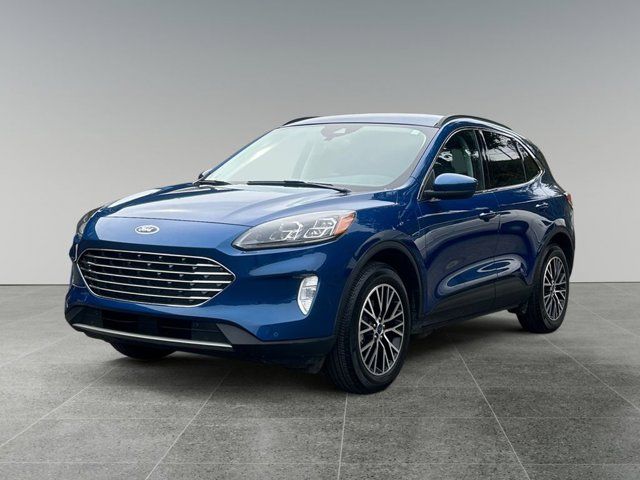 2022 Ford Escape Plug-In Hybrid Titanium