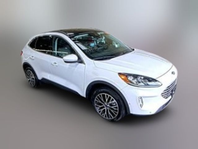2022 Ford Escape Plug-In Hybrid Titanium