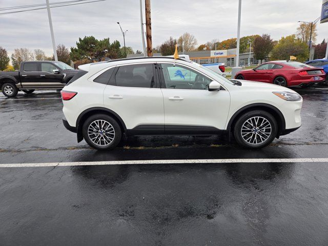 2022 Ford Escape Plug-In Hybrid Titanium