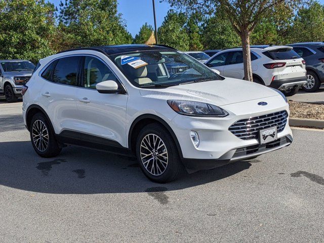 2022 Ford Escape Plug-In Hybrid Titanium