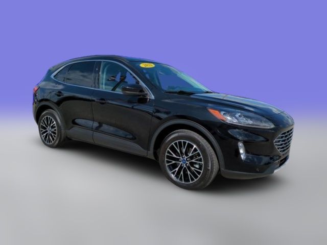 2022 Ford Escape Plug-In Hybrid Titanium