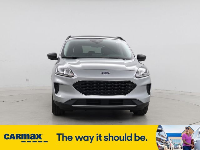 2022 Ford Escape Hybrid SE
