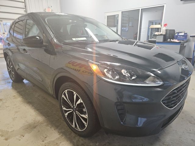 2022 Ford Escape Hybrid SE