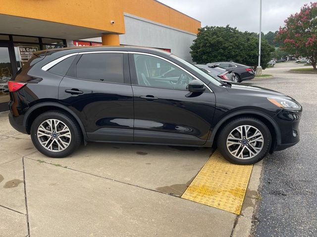2022 Ford Escape Hybrid SEL