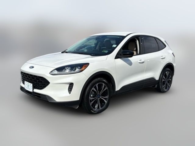 2022 Ford Escape Hybrid SE