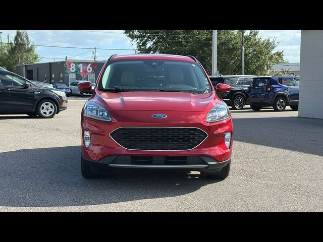 2022 Ford Escape Hybrid Titanium
