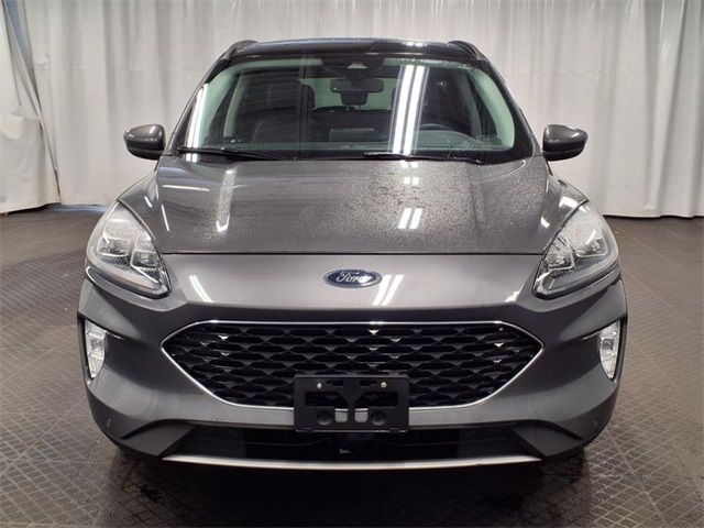 2022 Ford Escape Hybrid Titanium