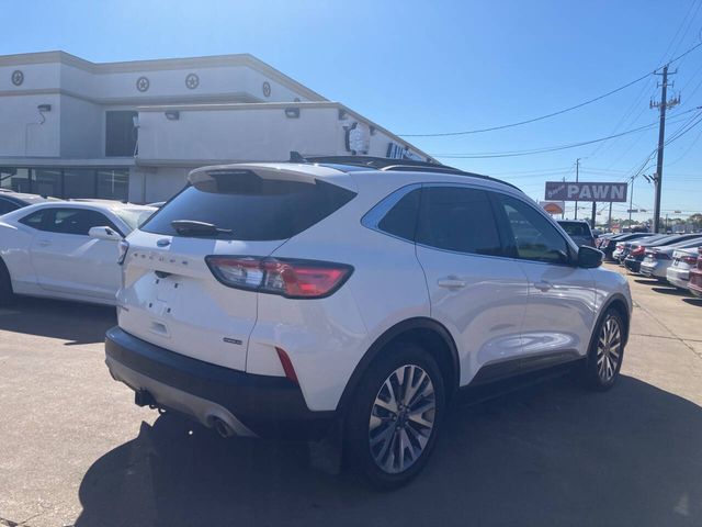 2022 Ford Escape Hybrid Titanium