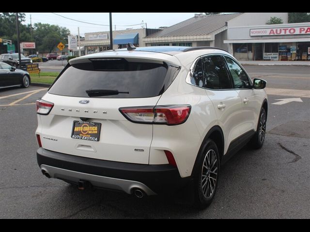 2022 Ford Escape Plug-In Hybrid Titanium