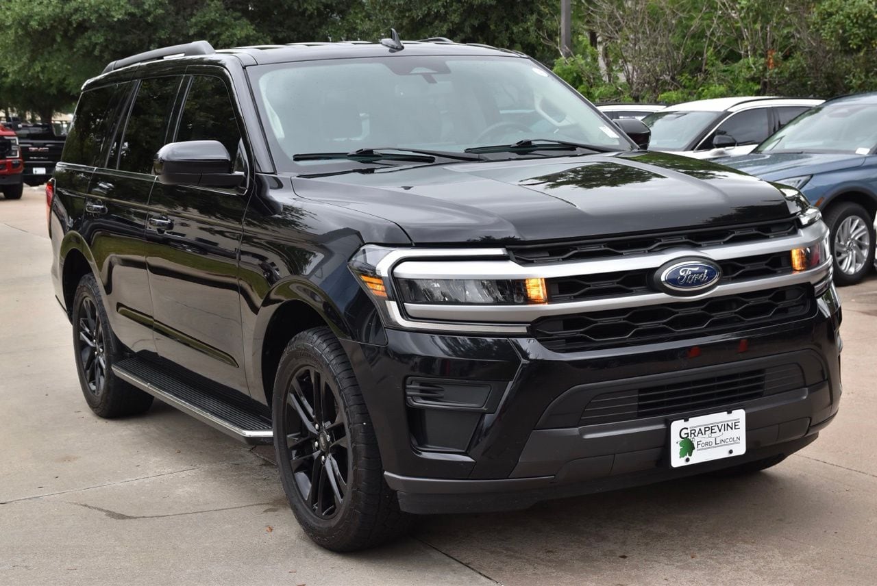 Used 2022 Ford Expedition XLT For Sale in GRAPEVINE, TX | Capital