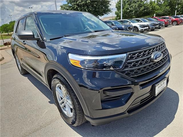 2022 Ford Explorer Base