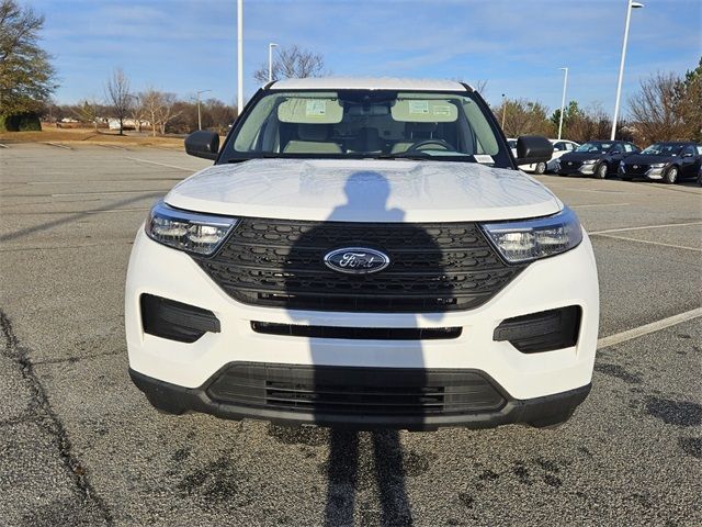 2022 Ford Explorer Base