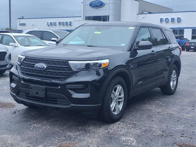 2022 Ford Explorer Base