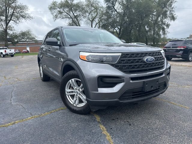 2022 Ford Explorer Base