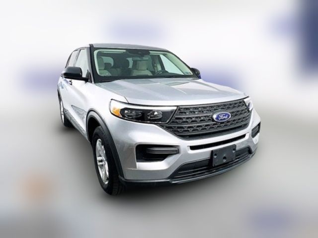 2022 Ford Explorer Base