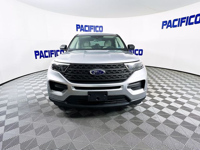 2022 Ford Explorer Base