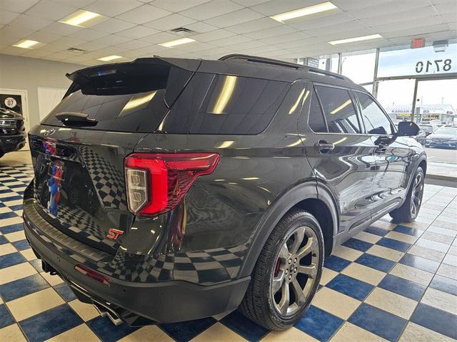 2022 Ford Explorer ST