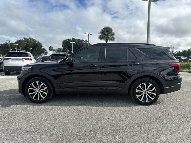 2022 Ford Explorer ST