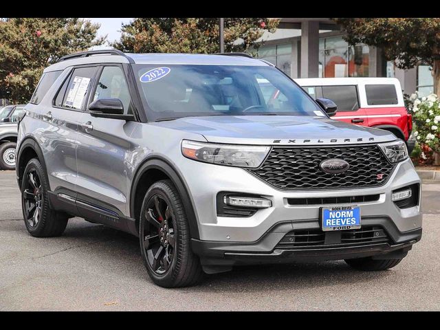 2022 Ford Explorer ST