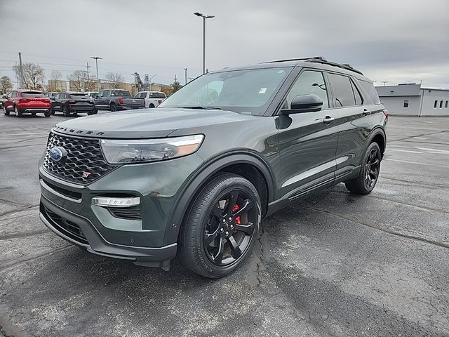 2022 Ford Explorer ST