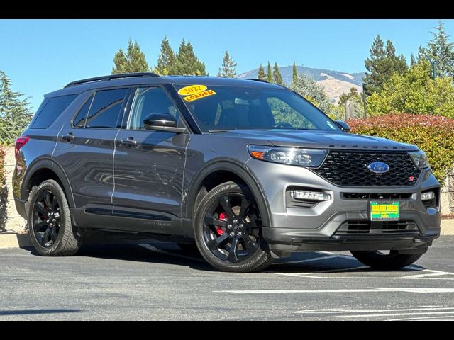 2022 Ford Explorer ST