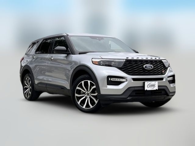 2022 Ford Explorer ST