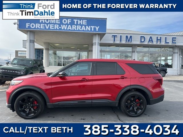 2022 Ford Explorer ST