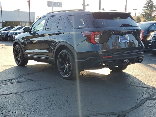 2022 Ford Explorer ST