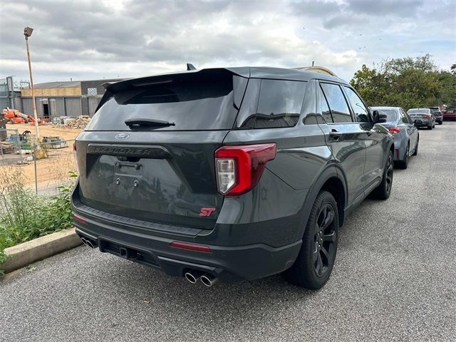 2022 Ford Explorer ST